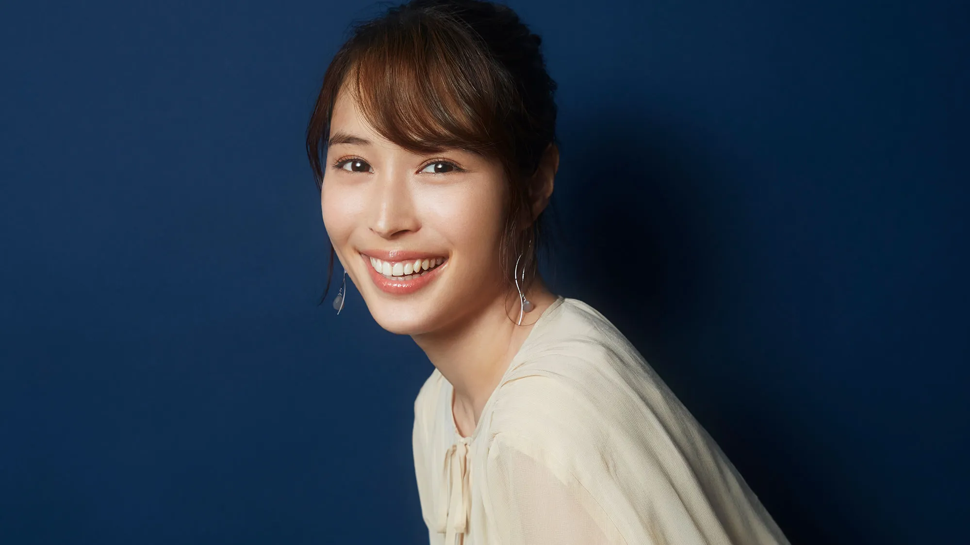 今秋の舞台降板！多忙を極めた広瀬アリス、過去5年の活動内容は？