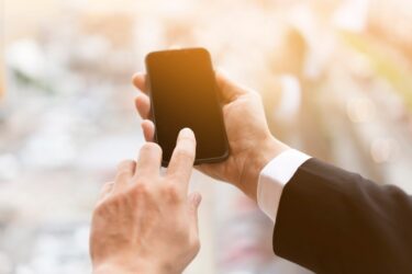 マッチングアプリの危険性を徹底解説！安全なアプリの見極め方は？